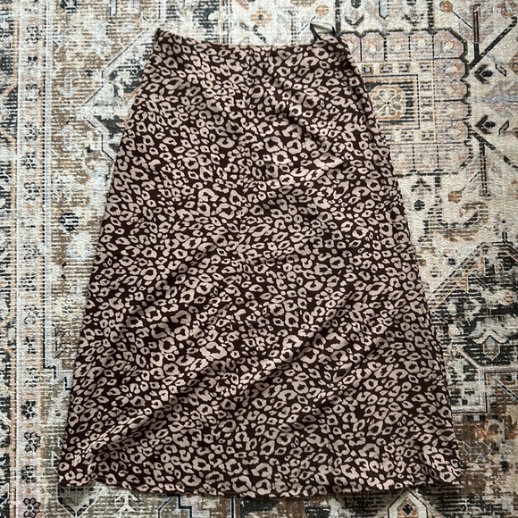 SHEIN Maxi Leopard Skirt - Picture 2 of 2